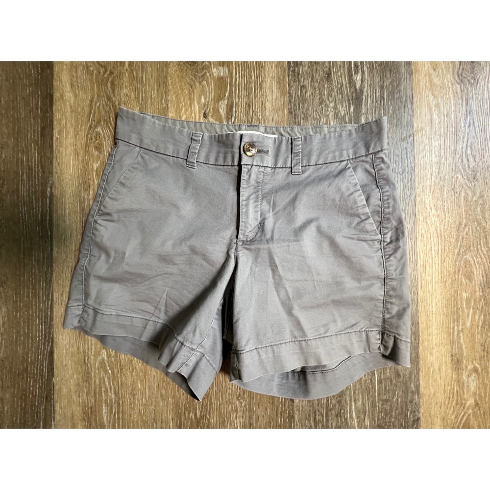 Old Navy Everyday Short Womens 2 Gray Mid Rise Chino Cotton Stretch 3.5in